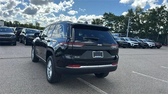 2025 Jeep Grand Cherokee GRAND CHEROKEE LAREDO X 4X4 2025 Jeep Grand Cherokee GRAND CHEROKEE LAREDO X 4X4