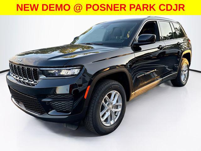 2025 Jeep Grand Cherokee GRAND CHEROKEE LAREDO X 4X4 2025 Jeep Grand Cherokee GRAND CHEROKEE LAREDO X 4X4