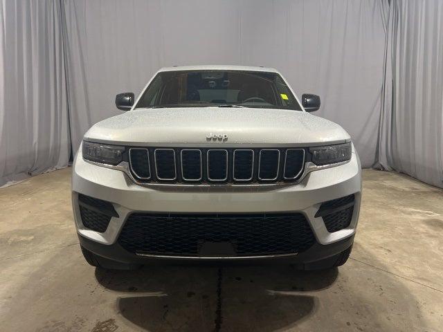2025 Jeep Grand Cherokee GRAND CHEROKEE LAREDO X 4X4 2025 Jeep Grand Cherokee GRAND CHEROKEE LAREDO X 4X4