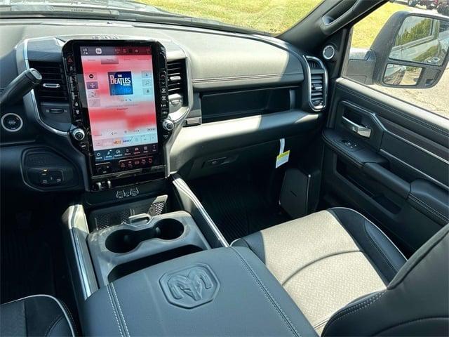 2026 RAM Ram 3500 RAM 3500 LARAMIE CREW CAB 4X4 8 BOX
