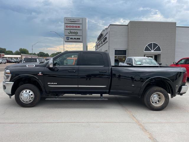 2026 RAM Ram 3500 RAM 3500 LIMITED CREW CAB 4X4 8 BOX 2026 RAM Ram 3500 RAM 3500 LIMITED CREW CAB 4X4 8 BOX