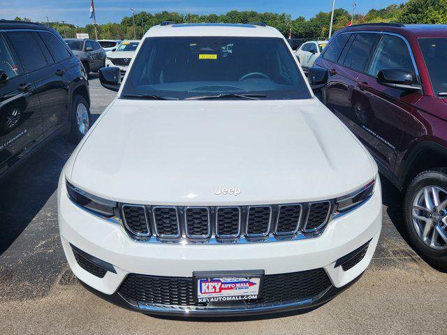 2025 Jeep Grand Cherokee GRAND CHEROKEE LAREDO X 4X4 2025 Jeep Grand Cherokee GRAND CHEROKEE LAREDO X 4X4