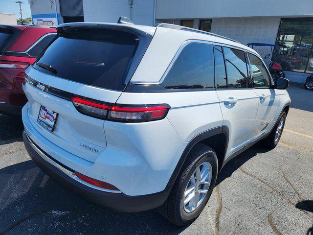 2025 Jeep Grand Cherokee GRAND CHEROKEE LAREDO X 4X4 2025 Jeep Grand Cherokee GRAND CHEROKEE LAREDO X 4X4