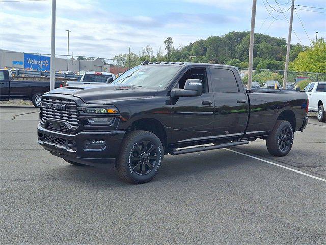 2026 RAM Ram 2500 RAM 2500 BLACK EXPRESS CREW CAB 4X4 8 BOX