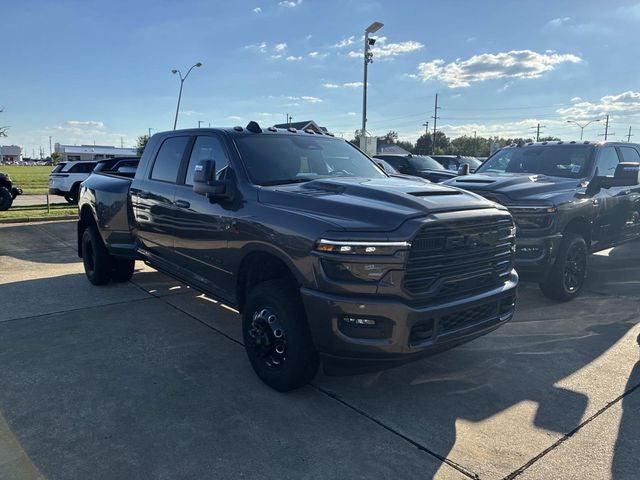 2026 RAM Ram 3500 RAM 3500 LARAMIE MEGA CAB 4X4 64 BOX 2026 RAM Ram 3500 RAM 3500 LARAMIE MEGA CAB 4X4 64 BOX