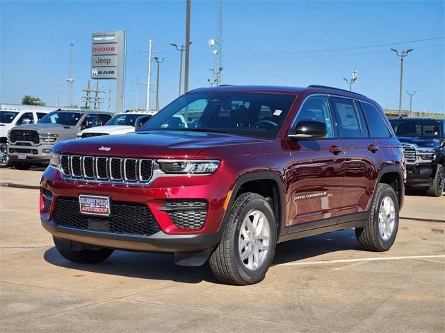 2025 Jeep Grand Cherokee GRAND CHEROKEE LAREDO X 4X4