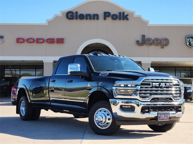 2026 RAM Ram 3500 RAM 3500 LIMITED CREW CAB 4X4 8 BOX