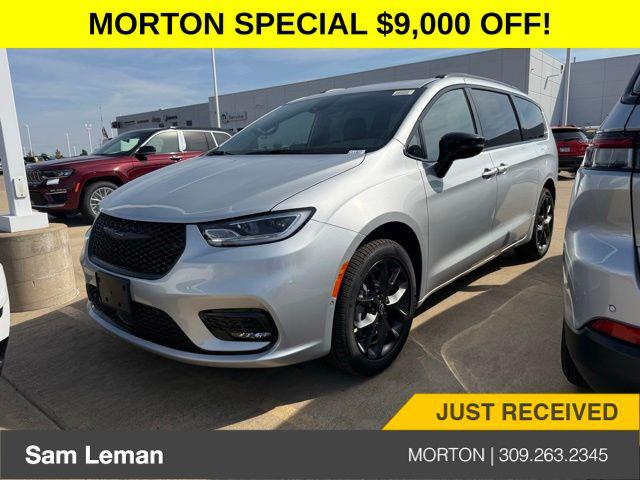 2026 Chrysler Pacifica PACIFICA LIMITED AWD