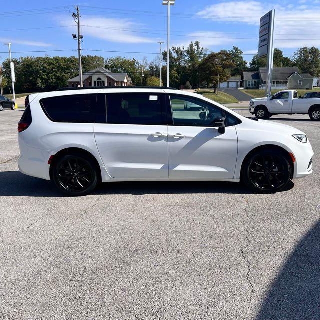 2026 Chrysler Pacifica PACIFICA LIMITED