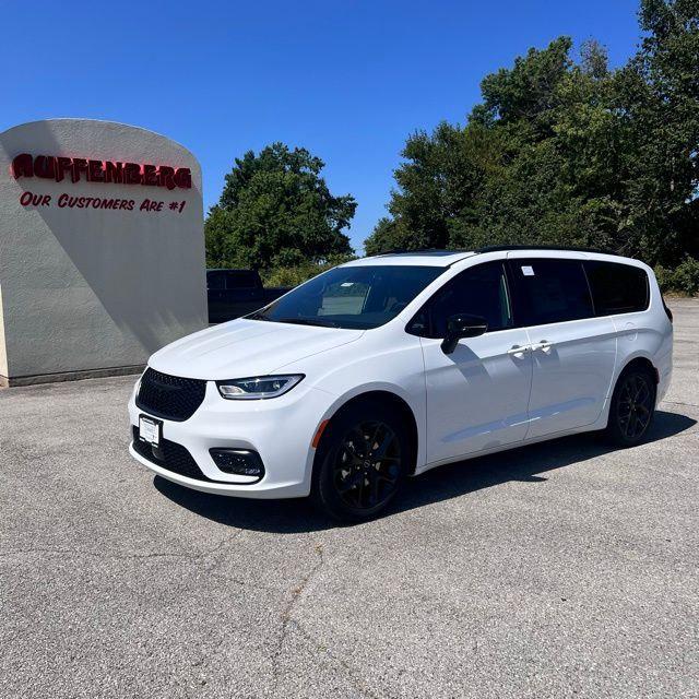 2026 Chrysler Pacifica PACIFICA LIMITED