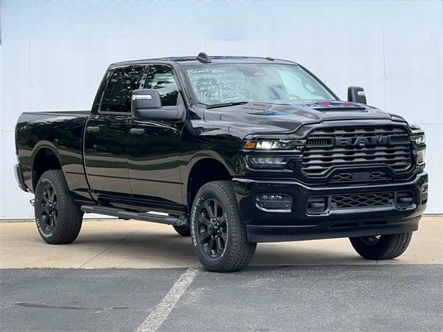 2026 RAM Ram 2500 RAM 2500 BLACK EXPRESS CREW CAB 4X4 64 BOX 2026 RAM Ram 2500 RAM 2500 BLACK EXPRESS CREW CAB 4X4 64 BOX