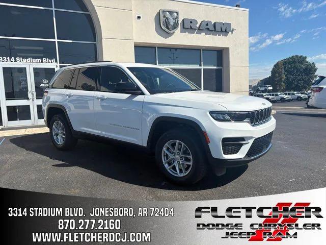 2025 Jeep Grand Cherokee GRAND CHEROKEE LAREDO X 4X4 2025 Jeep Grand Cherokee GRAND CHEROKEE LAREDO X 4X4