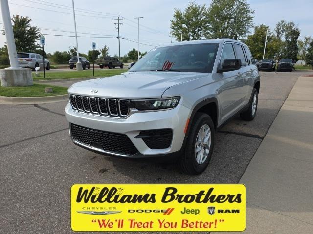 2025 Jeep Grand Cherokee GRAND CHEROKEE LAREDO X 4X4 2025 Jeep Grand Cherokee GRAND CHEROKEE LAREDO X 4X4