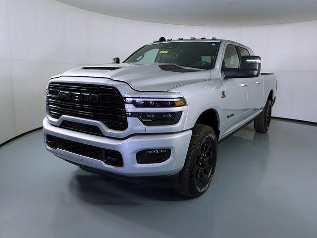 2026 RAM Ram 3500 RAM 3500 LARAMIE MEGA CAB 4X4 64 BOX