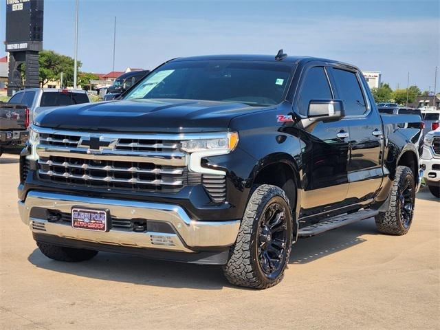 2022 Chevrolet Silverado 1500 4WD Crew Cab Short Bed LTZ