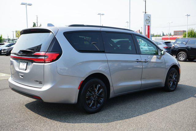 2021 Chrysler Pacifica Limited AWD