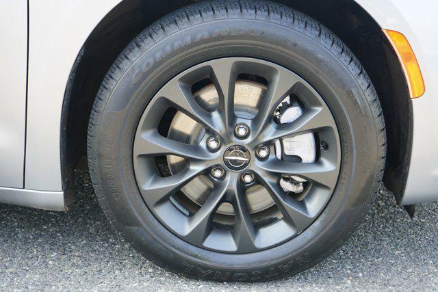 2021 Chrysler Pacifica Limited AWD