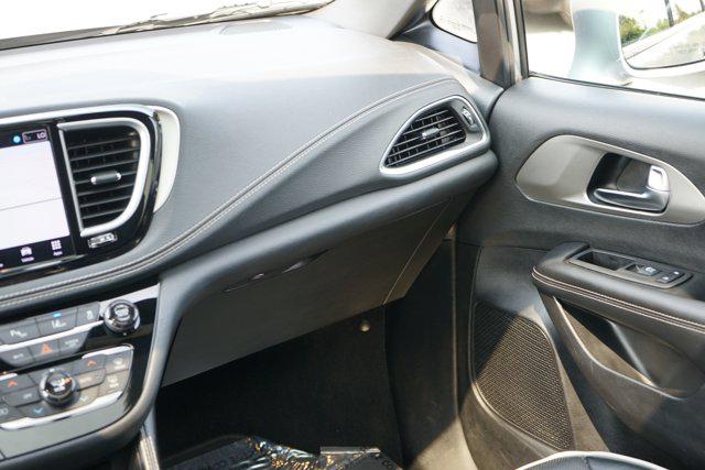 2021 Chrysler Pacifica Limited AWD