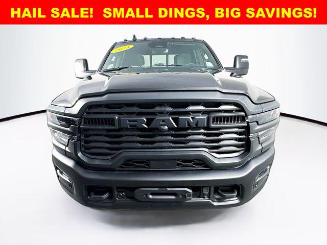2025 RAM 2500 Tradesman Crew Cab 4x4 64 Box