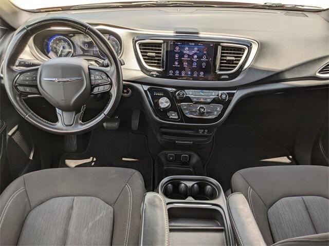 2020 Chrysler Pacifica Touring