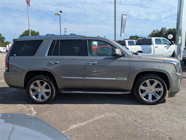 2018 Cadillac Escalade Luxury