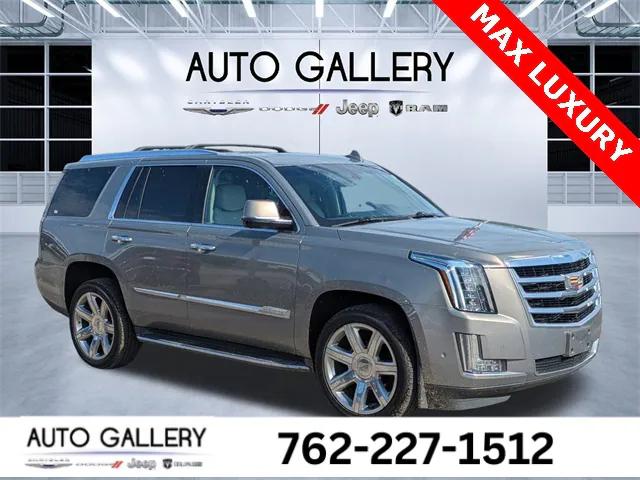 2018 Cadillac Escalade Luxury