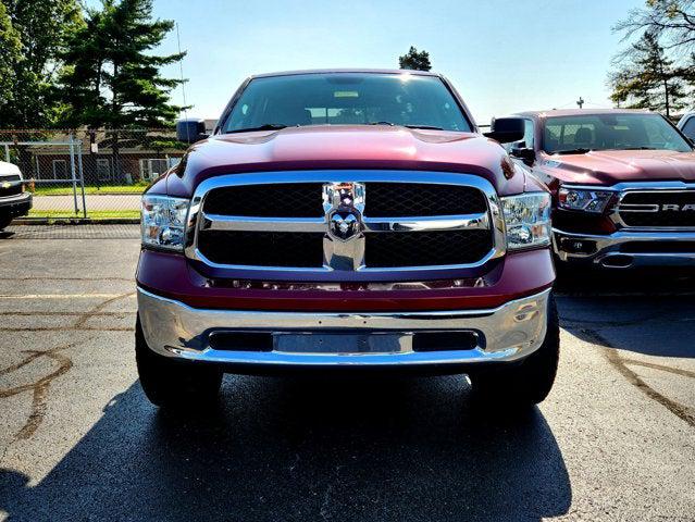 2019 RAM 1500 Classic SLT Crew Cab 4x4 64 Box