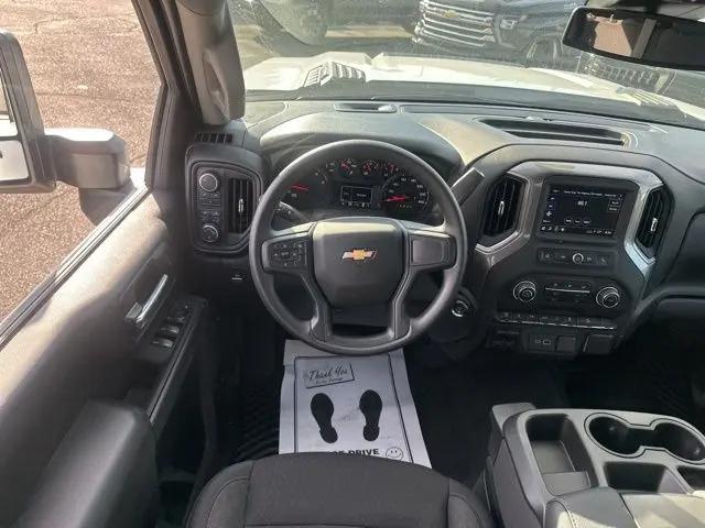 2025 Chevrolet Silverado 2500HD Custom