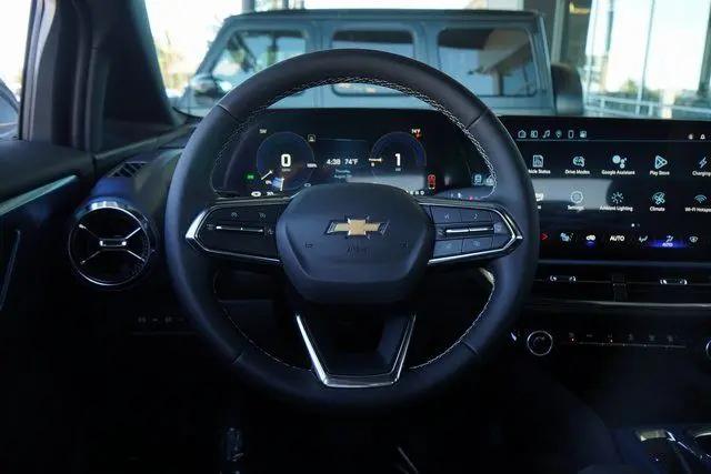 2025 Chevrolet Equinox LT 2