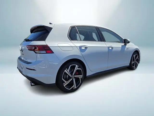 2025 Volkswagen Golf GTI 2.0T SE