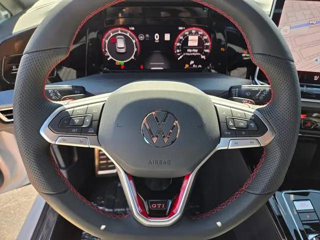 2025 Volkswagen Golf GTI 2.0T SE