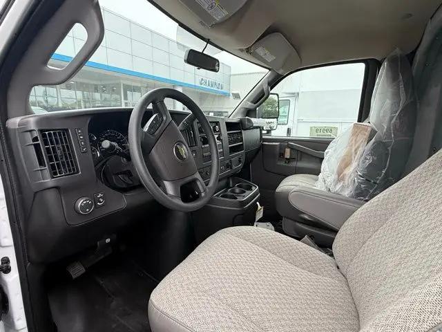 2025 Chevrolet Express Cutaway Work Van