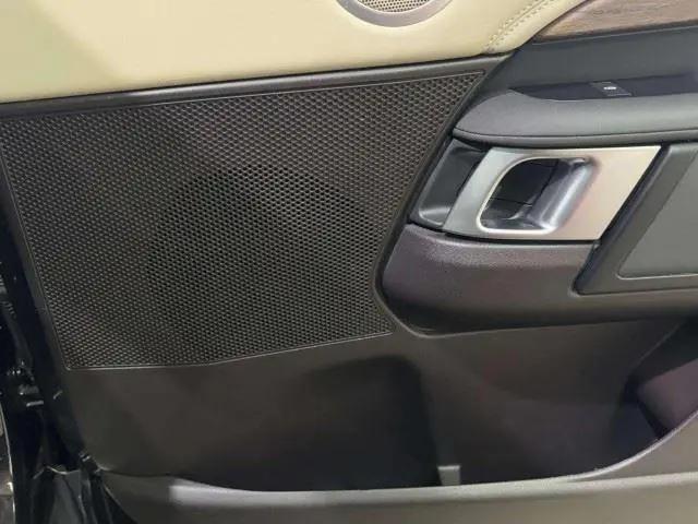 2017 Land Rover Discovery HSE