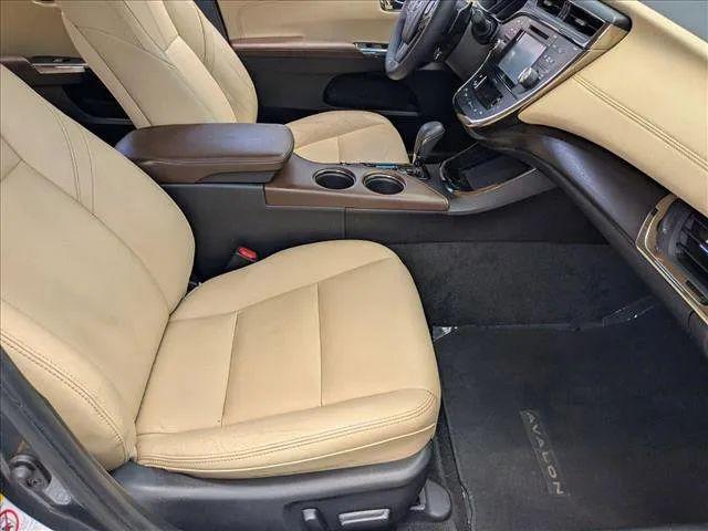 2017 Toyota Avalon XLE Premium