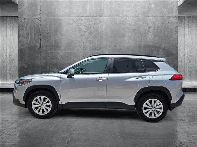 2024 Toyota Corolla Cross LE