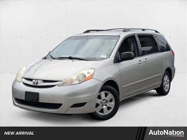 2010 Toyota Sienna LE for sale in Pinellas Park, FL