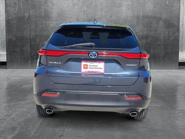 2021 Toyota Venza LE