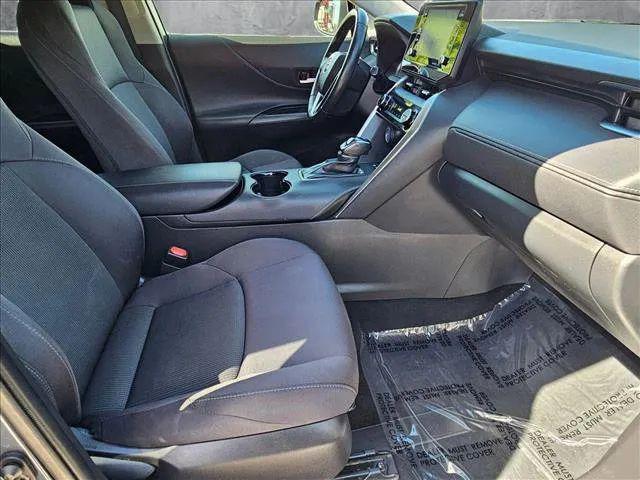 2021 Toyota Venza LE