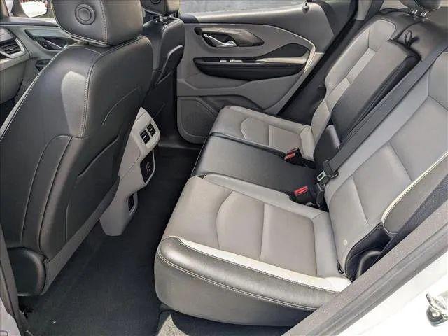 2023 GMC Terrain FWD SLT