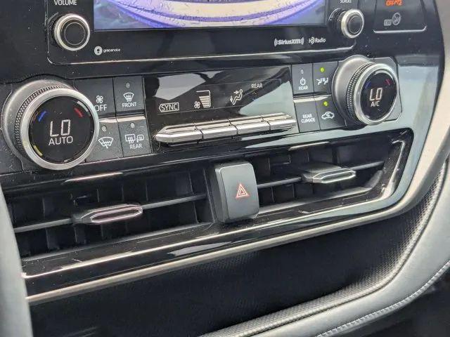 2022 Toyota Highlander Hybrid LE