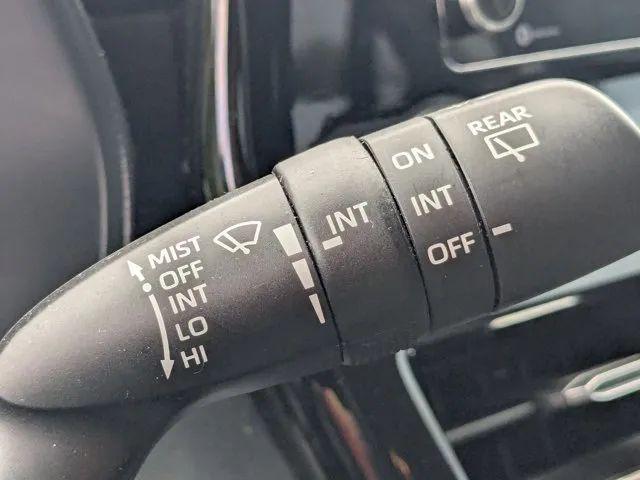2022 Toyota Highlander Hybrid LE