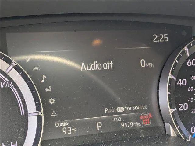 2024 Toyota Highlander Hybrid LE