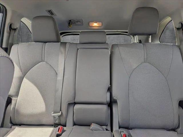 2024 Toyota Highlander Hybrid LE