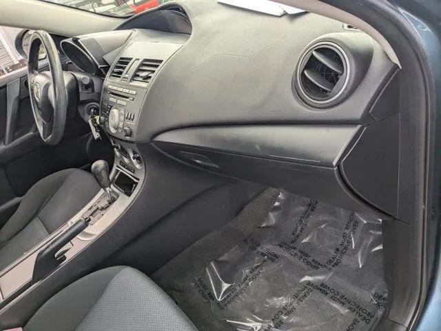 2011 Mazda Mazda3 i Sport