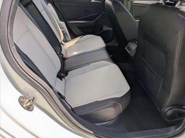 2021 Volkswagen Jetta 1.4T R-Line