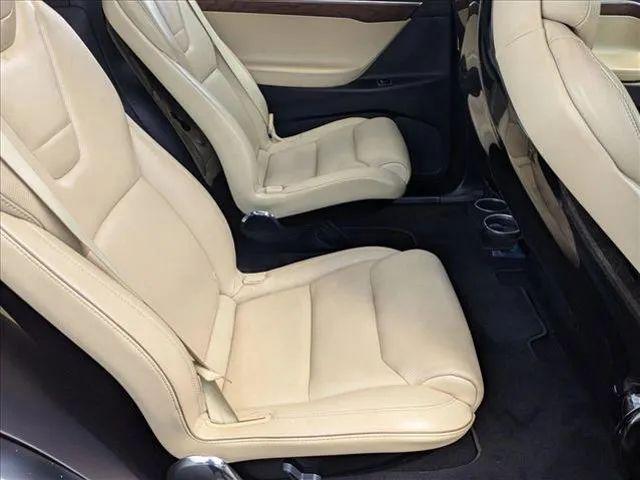 2016 Tesla Model X P90D