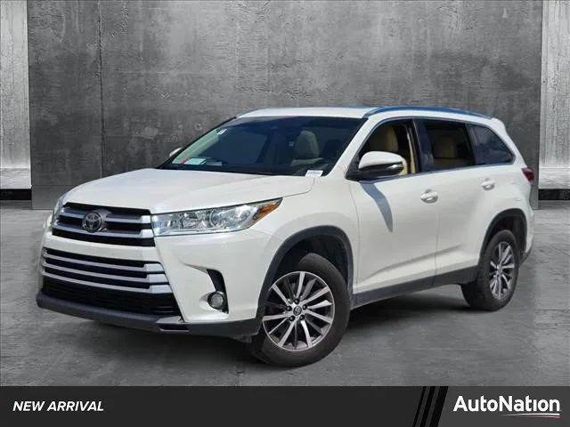 2019 Toyota Highlander XLE for sale in Pinellas Park, FL
