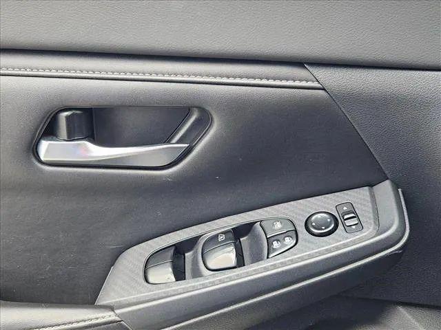 2021 Nissan Sentra SV Xtronic CVT