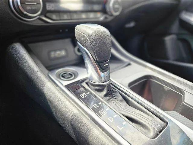 2021 Nissan Sentra SV Xtronic CVT