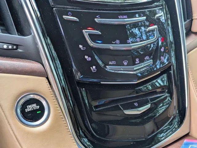 2017 Cadillac Escalade Platinum